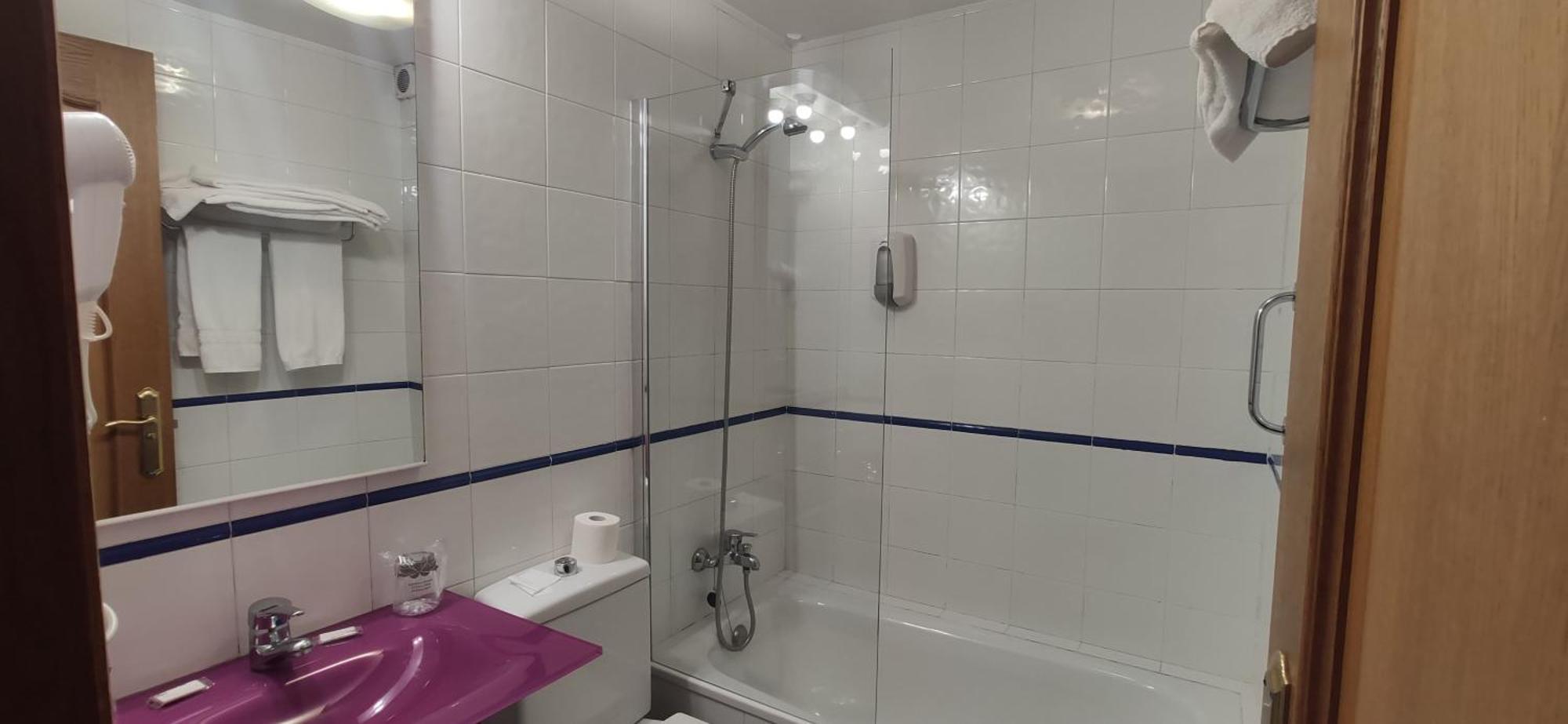 Hotel Horreo By Bossh! Hotels Σαντιάγο ντε Κομποστέλα Εξωτερικό φωτογραφία