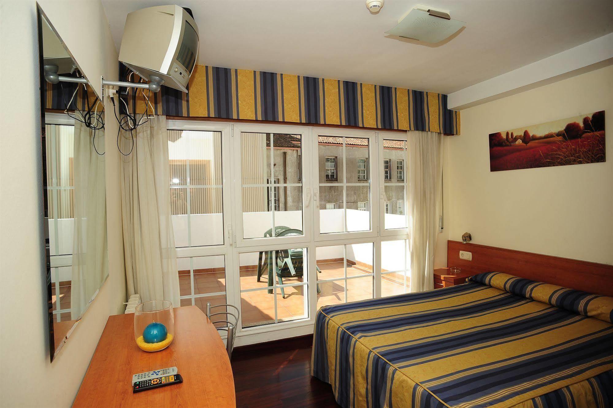 Hotel Horreo By Bossh! Hotels Σαντιάγο ντε Κομποστέλα Εξωτερικό φωτογραφία